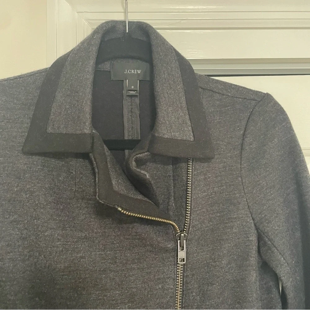 J.Crew Black Gray Wool Blend Offset Zipper Size 0
